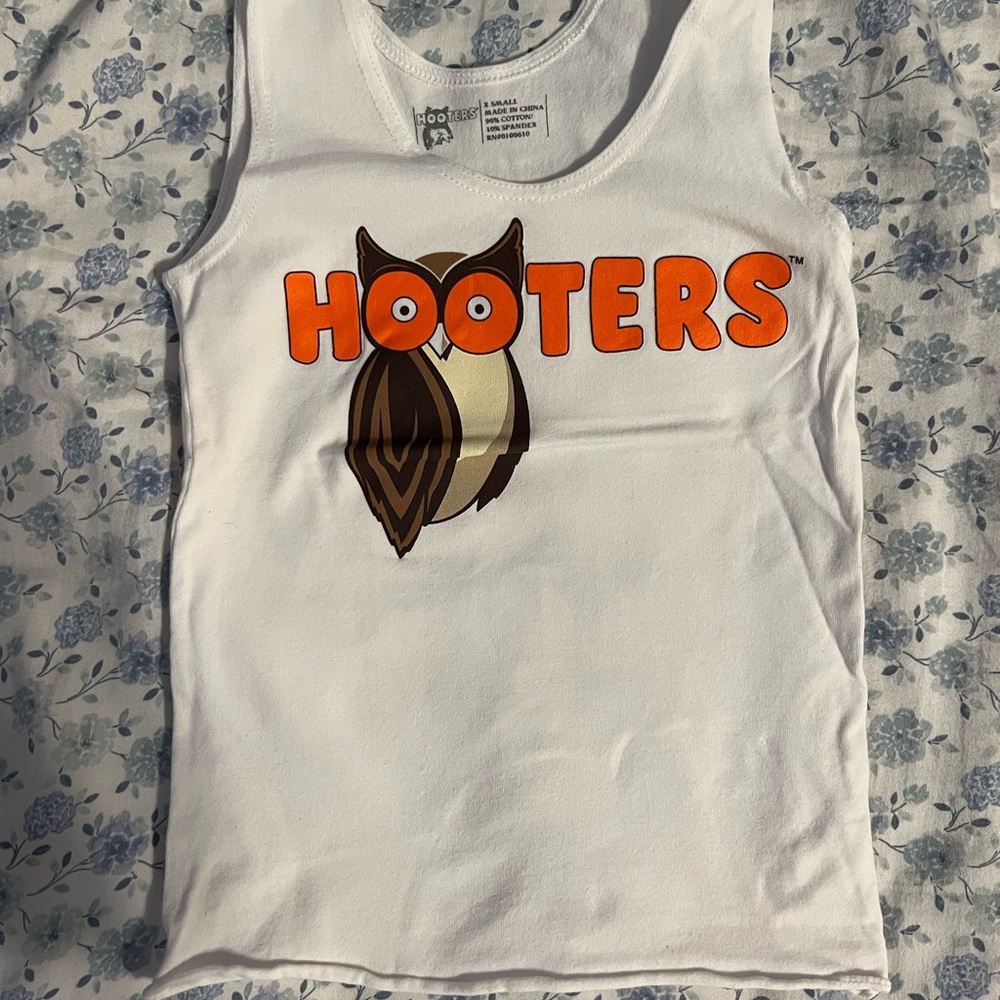 Hooters Lycra - used for promotions , RARE - no city or state listed